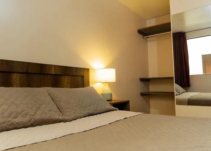 Montreal Hostal Lima